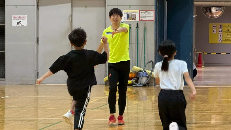 サンロッカーズ渋谷とのサポート契約記念撮影